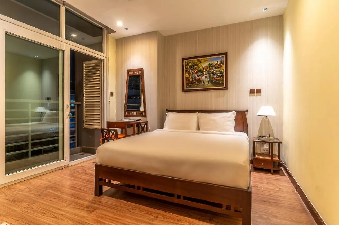 The Rixx Indochine Apartment With Balcony And Rooftop Pool Ho Chi Minh City 0*,  Vietnam